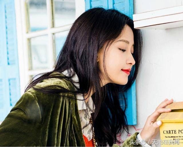 4个李沁中混入1个孙怡，你能一眼看出来吗？