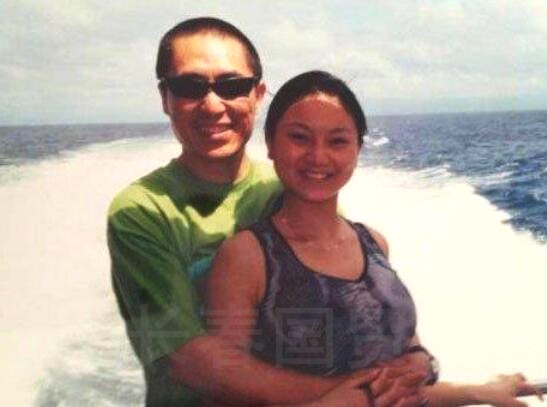 她是张艺谋再婚超生事件第一爆料人,当年被质疑炒作,如今已结婚