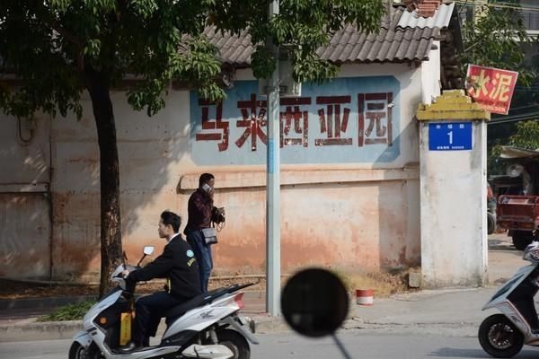  「菠萝蜜」南宁：请打量这夜色