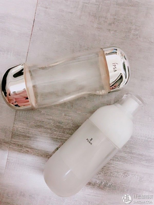 美妆攻略 篇一:混合偏油性皮肤的抗痘大作战