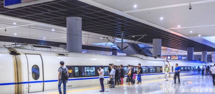  [座位]火车站卖无座票，票价跟坐票一样合理吗看完算搞明白了