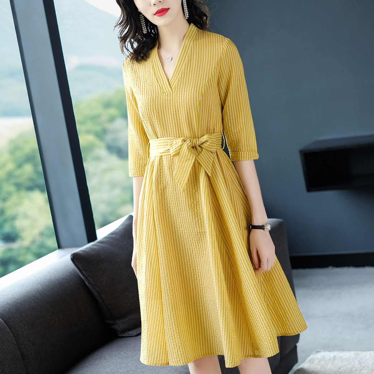 苏杭有一种“勾魂裙”，女人爱穿，男人爱看，美的让人一步三回头