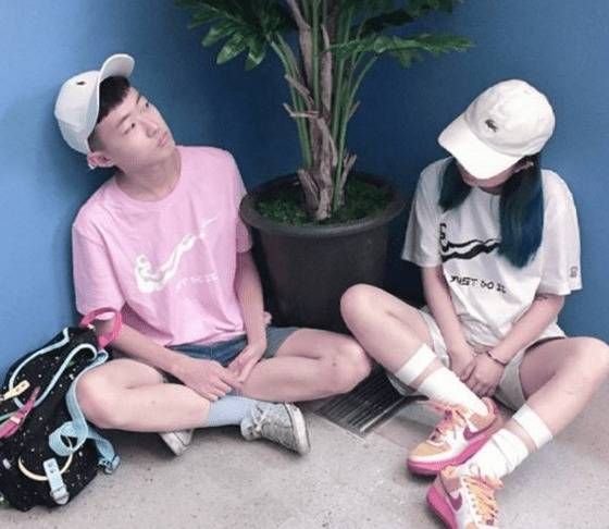  女生■水瓶男对有好感的女生会怎么做呢？