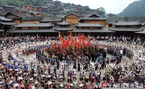  [特大城市]中国大城市超大城市4座, 特大城市13座, 大城市36座