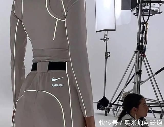 「反光设计」最时髦的人都在穿这件衣服