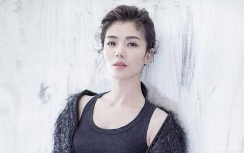 【丈夫】刘涛被曝离过婚，嫁给富豪老公后，无奈破产替夫还债！
