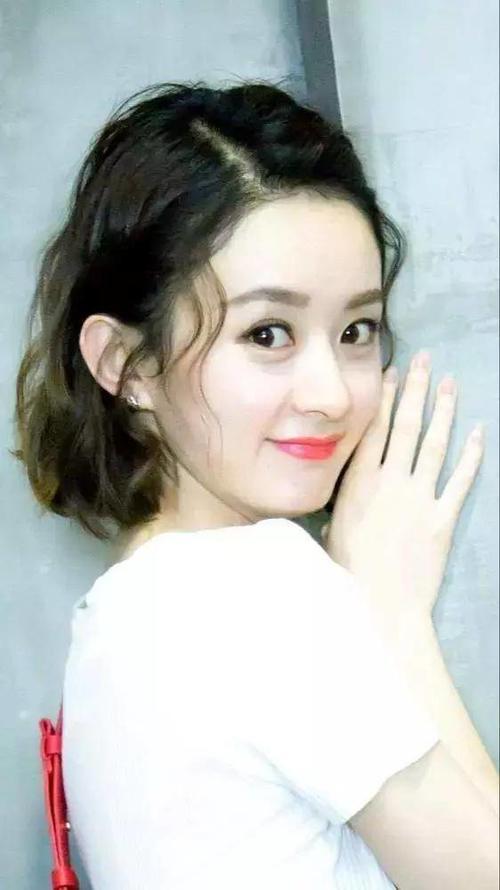 刘海到底有多重要？热巴赵丽颖唐嫣以身试法。