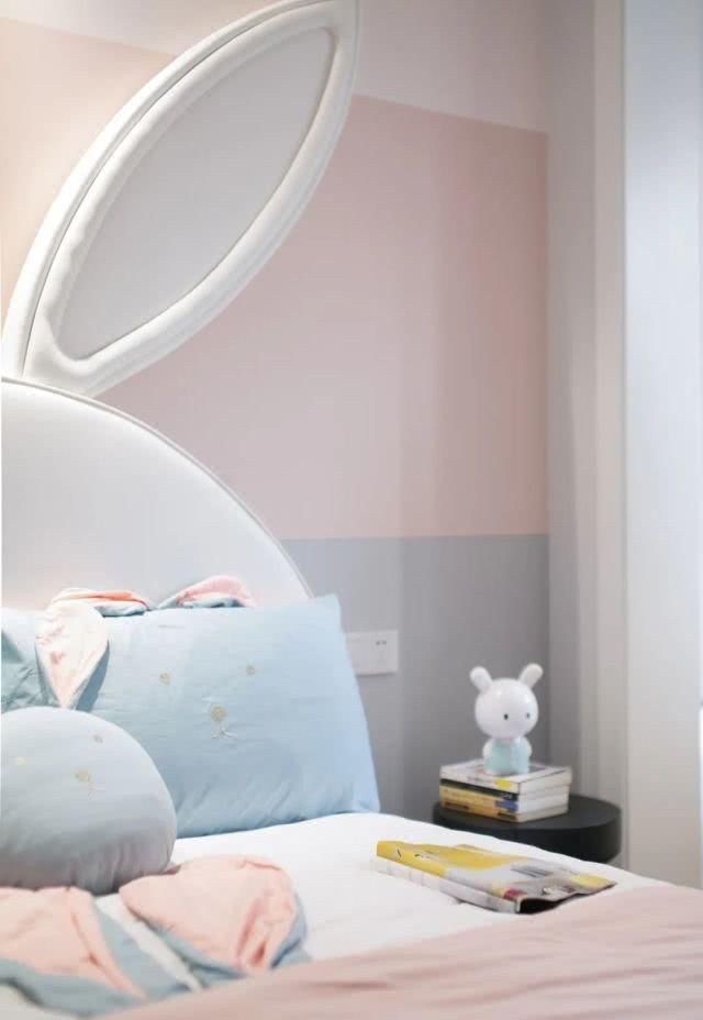  「复古」126㎡现代简约，时尚带点复古范，休闲舒适好情趣