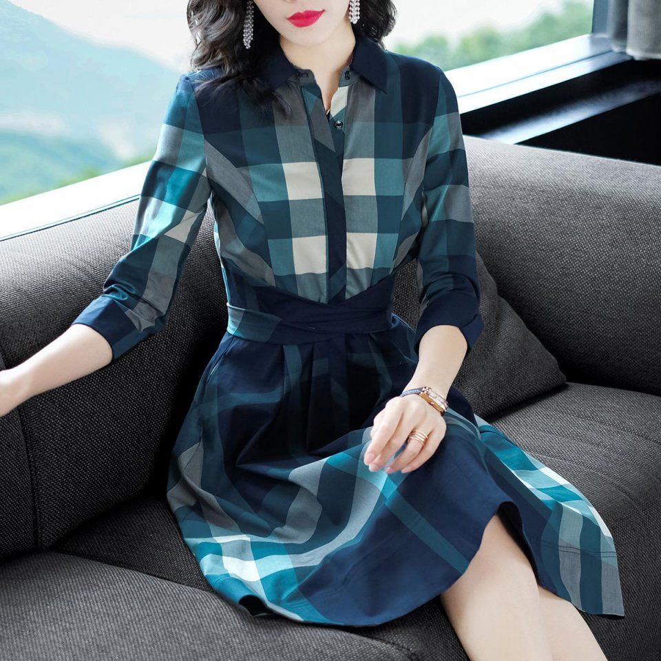 下周我妈结婚，穿这样的连衣裙，美到不可方物，活脱脱像个小姑娘