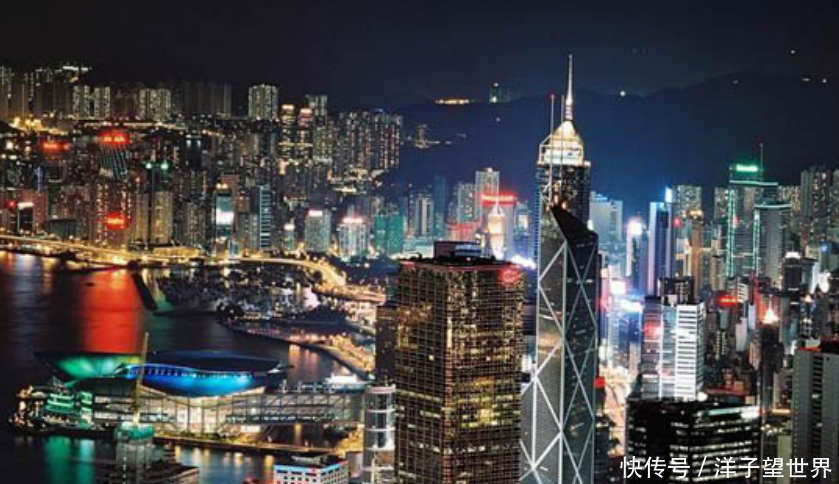 香港是购物的天堂,为何游客去过后,却开始讨厌香港了?