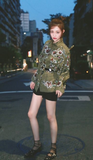 盖玥希，网友:虽然我不美，但我有美腿