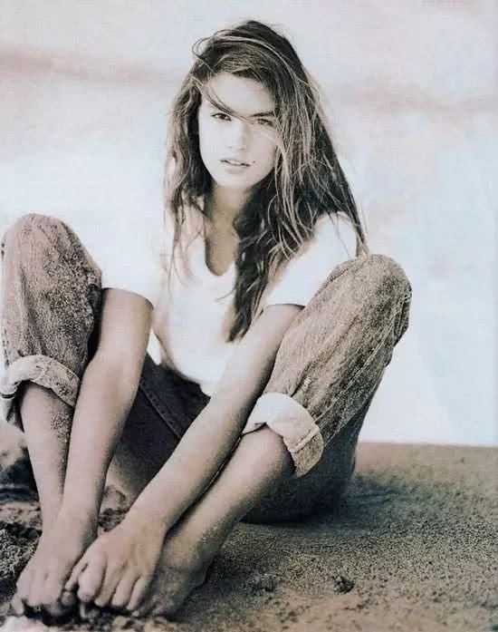 『克劳馥』如何才能拥有超模同款的高级气场?这些传奇超模告诉你!