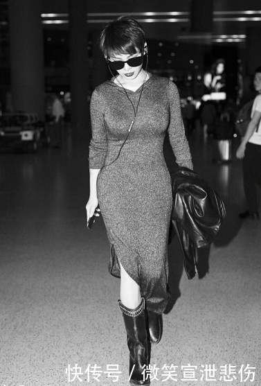 宁静因为耿直被热议，46岁的她打扮起来还是御姐，谁能说她老