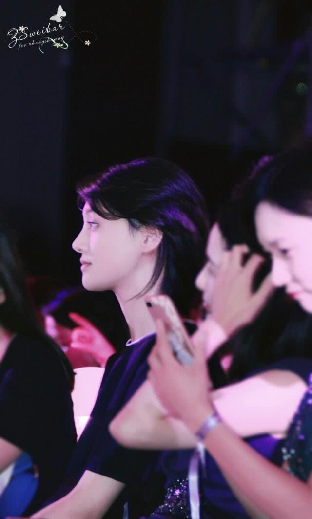 郑爽再次遭抹黑，郑爽爸爸坐不住，发微博澄清！