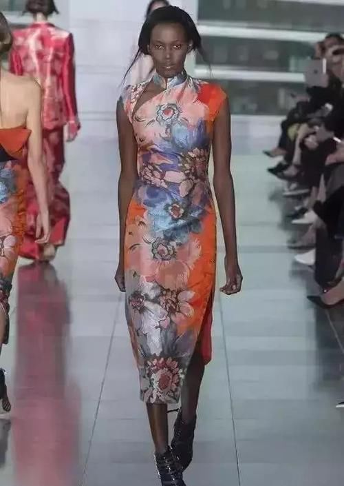  『分享』你喜欢旗袍吗？喜欢做衣服吗？旗袍纸样设计分享