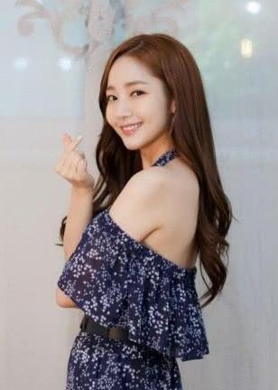 金秘书朴敏英眼睛会放电？确认过眼神，我好像嗅到了初恋的味道！