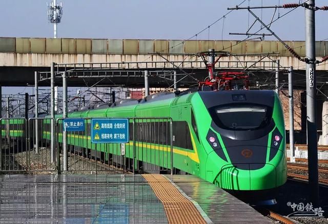 8分钟到机场，5小时到北京！铁路新运行图今起实施！