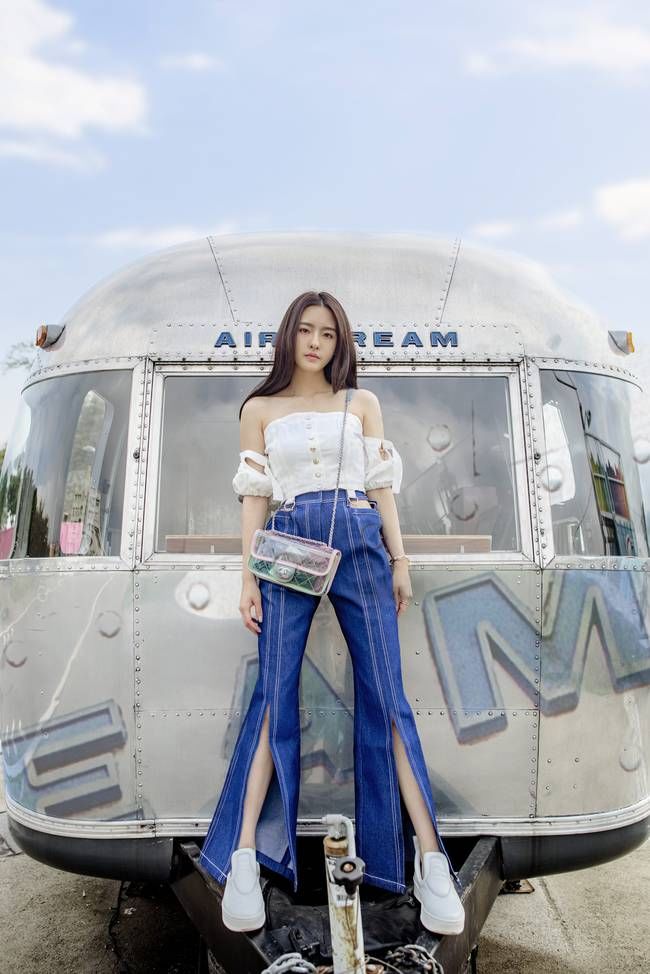 陈语安:夏季随意搭配都很时尚!