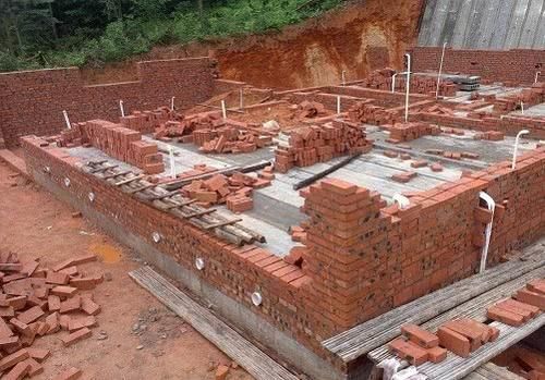  #条件#农村建房变严格了，不满足4个条件，就算房子盖好了，随时