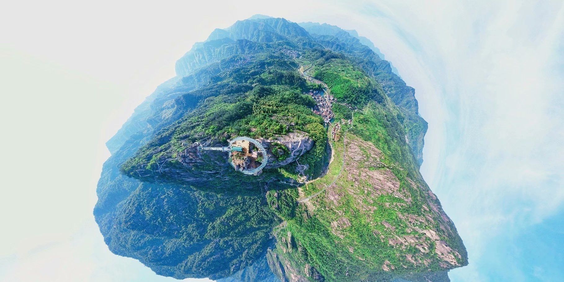  『黄帝』360度无死角？这座玻璃桥有点“狂”