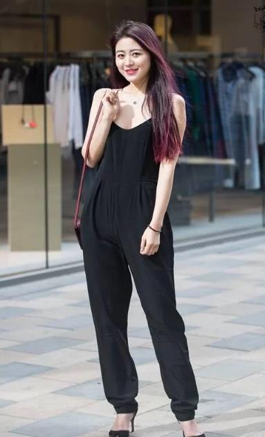 # 再搭配一#图7小姐姐, 你脚上的纹身我想仔细看一下, 你跟我回家吧，街拍