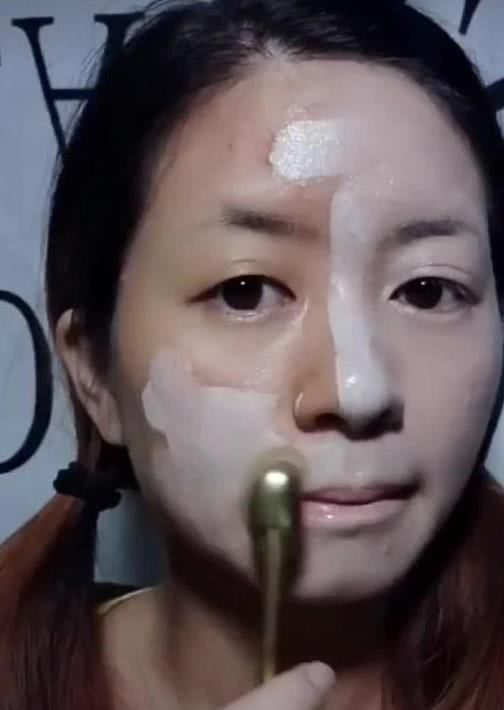 网红化浓妆浇水都没事，但卸妆后却大变样，网友：这是宝强妹妹？