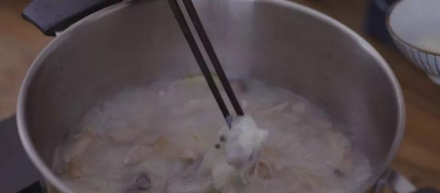 就要■猪肚的这2种做法,暖身养胃又开胃下饭,学会一种就要流口水了