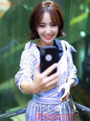 清新甜美瓜子脸发型 轻松打造时尚女神范