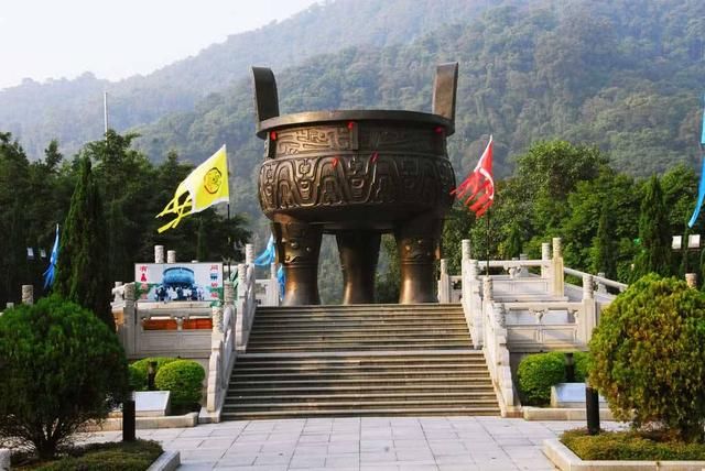 广东，中国经济最厉害的省，2018年21市GDP名次已定！