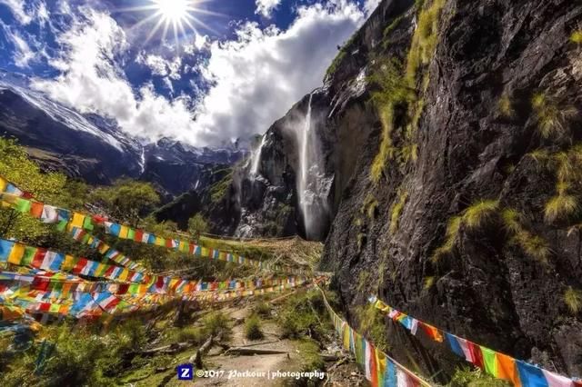不去天堂，就去雨崩！这里有云淡风轻，这里花开四野……
