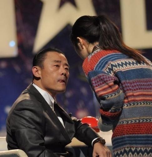 周立波回应莫虎起诉，指其无职业道理，预告17日将晒新证据