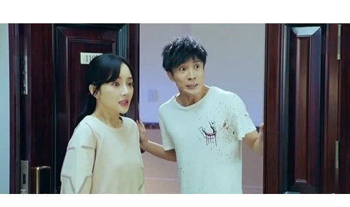 娱乐圈某男星被爆大料，李小璐又躺着中枪，事实却是这样的！