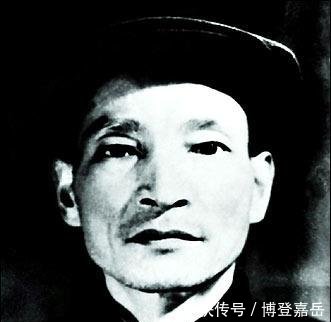 担任政治局委员职务以上长达半个世纪 全党仅此一人