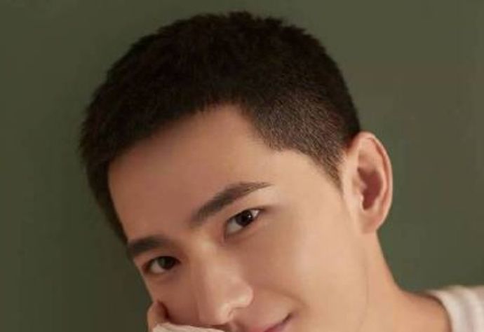 『多网友都表』同为男星寸头:躲过了吴亦凡,逃过了杨洋,却被李易峰成功迷倒!