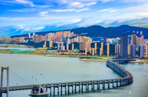  预计@中国首个海上机场，位于中国这座城市，预计投资263亿