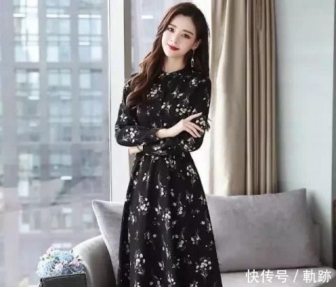 『大方』2020早春流行的“碎花裙”,洋气减龄,大方耐看
