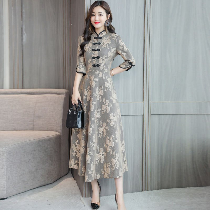 新发现一种女装:“改良旗袍装”，穿过的人都说显高又洋气