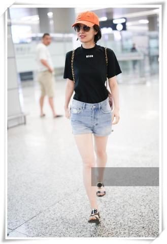 看了沈梦辰短裤，再看看吴昕，真的想问一句杜海涛：咋想的？