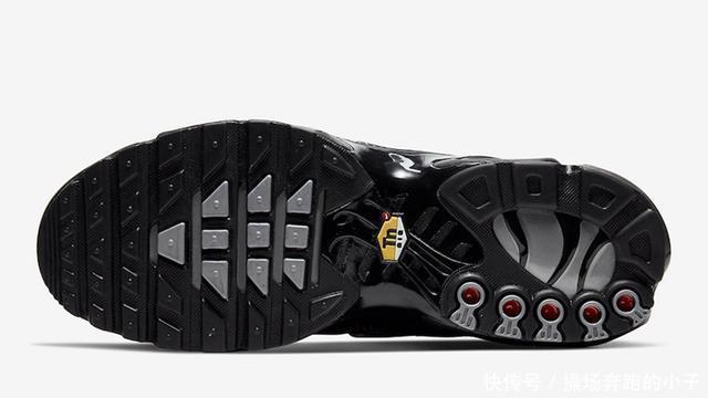 【整双鞋】酷似Supreme联名款!全新Air Max Plus即将登场