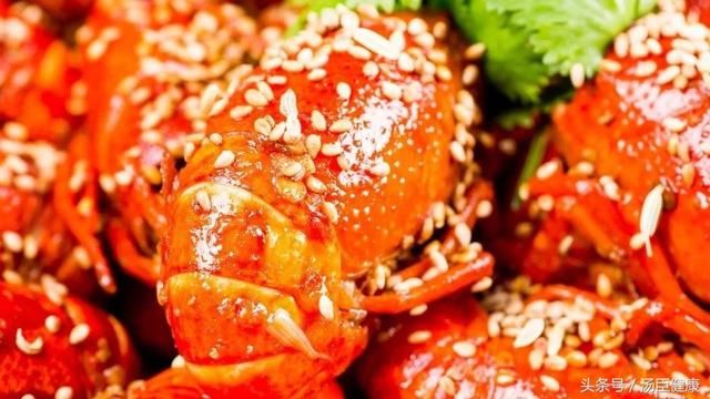 美食谣言大合集！小龙虾、凤爪、奶茶竟可以随便吃……