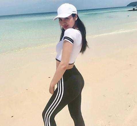 越南模特爱健身，塑造迷人臀围大长腿，事业蒸蒸日上！