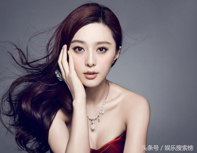 范冰冰最近频繁被曝黑料，网友：不爱她请别黑她