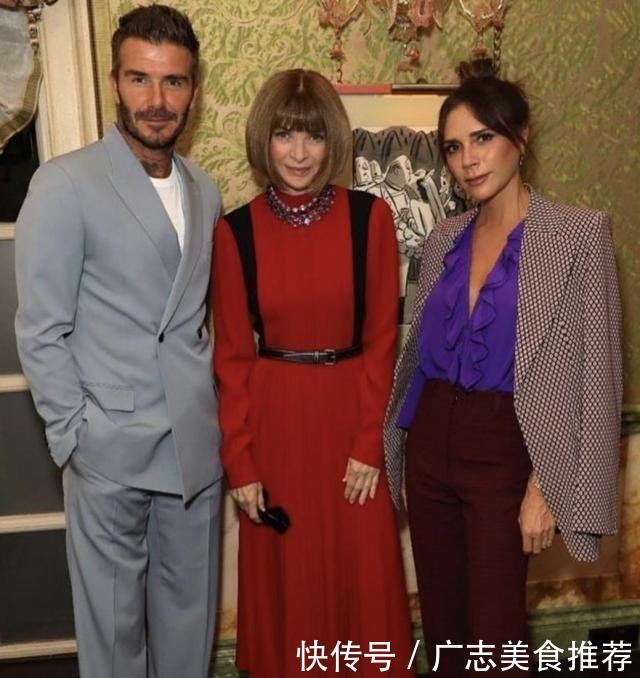 #时装周#贝嫂再战时装周,西装造型够飒,小七穿印花裙妥妥团宠!