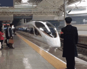 成贵铁路离全线通车更进一步