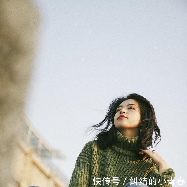 『博主』毛衣下面别配阔腿裤了,学学三木博主这几种搭法,闭着眼照穿就行