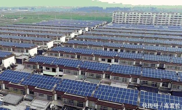 农民不愿意统一搬迁, 村干部犯了难, 专家不解: 住小区还不乐意?