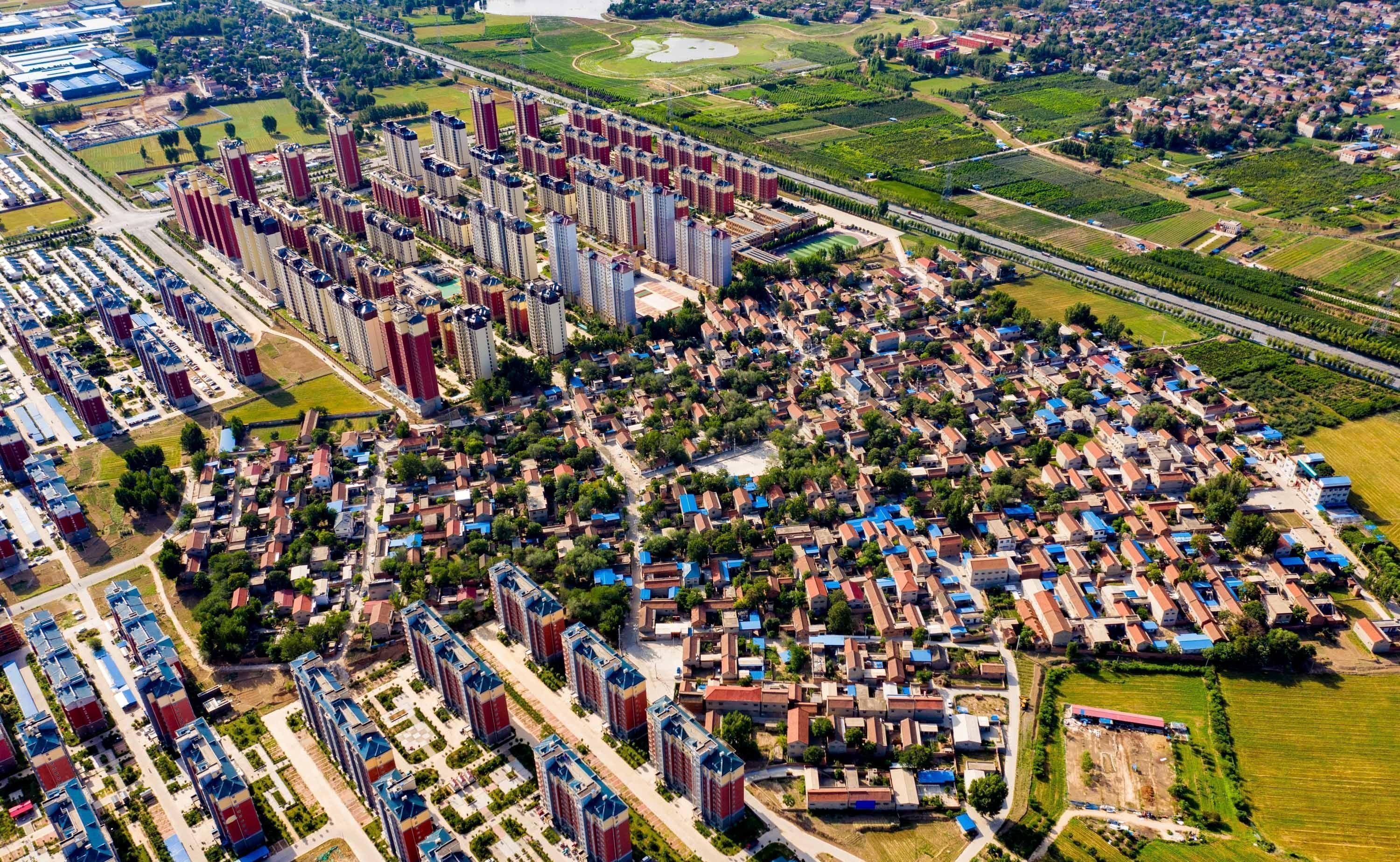  「唯一」插入河南最大别墅村里的“钉子村”，是它34个村庄唯一