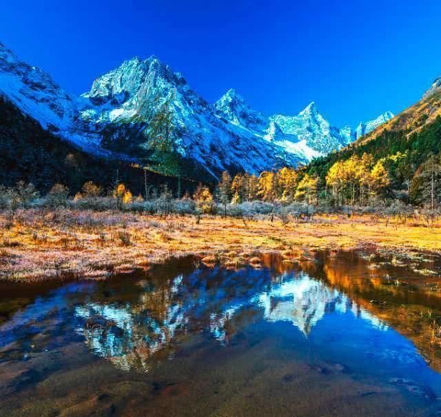  「叫板」四川敢叫板九寨沟和稻城亚丁的小城，美得惊人却很低调