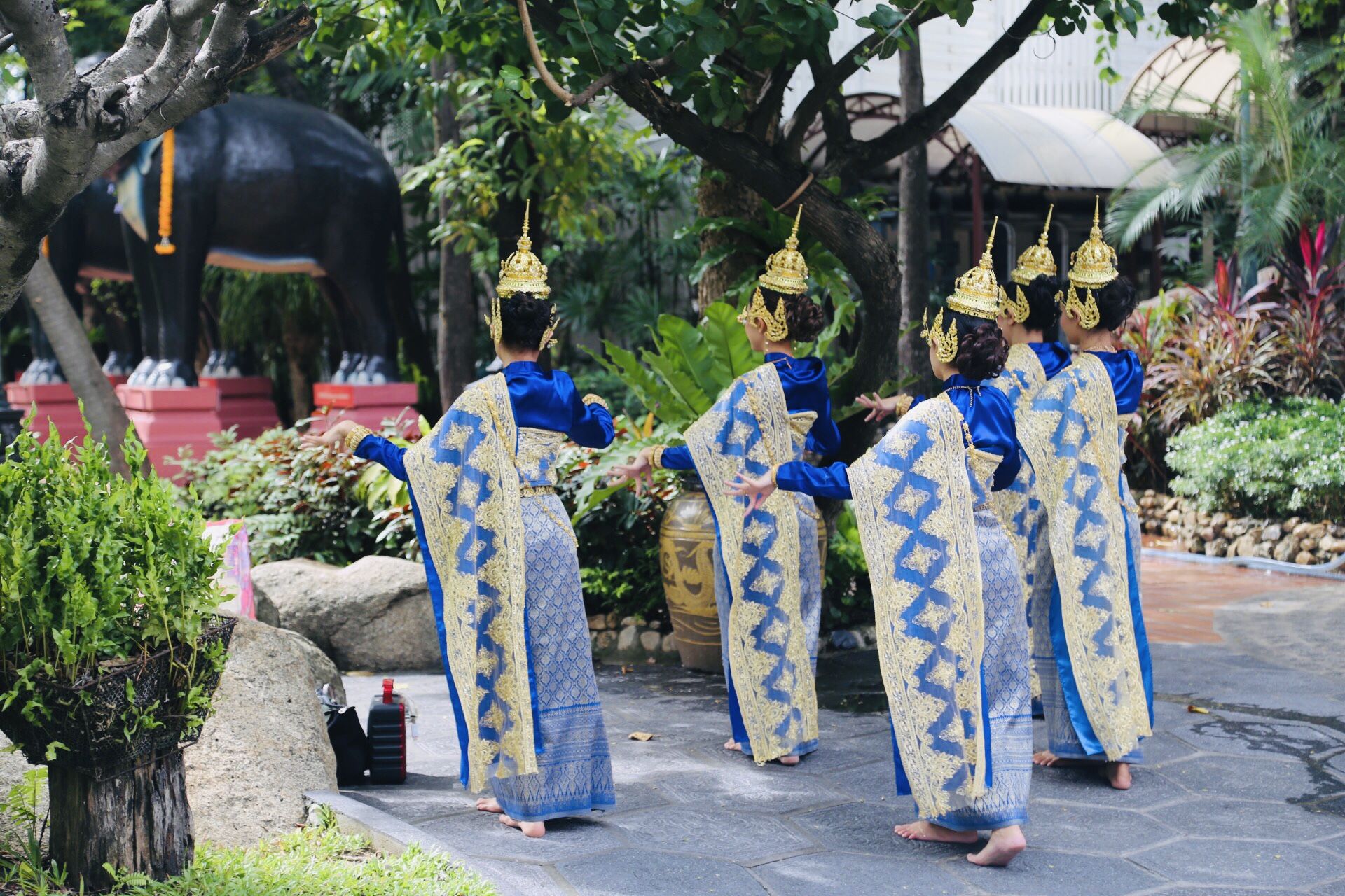 “泰”美丽！长腿小姐姐带你领略不一样的泰国