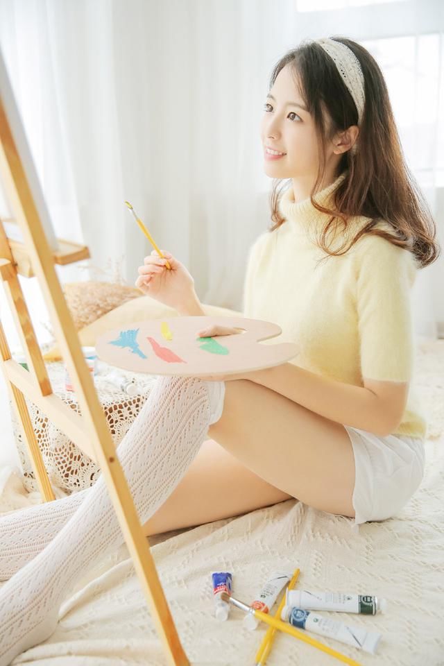 搞艺术的都是气质美女